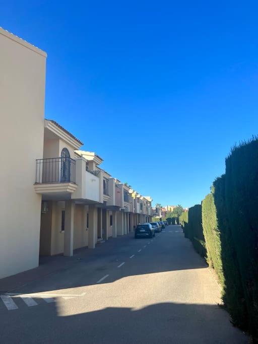 Club Salino 18 Apartment Торевиеха Екстериор снимка