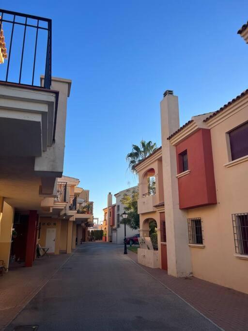 Club Salino 18 Apartment Торевиеха Екстериор снимка