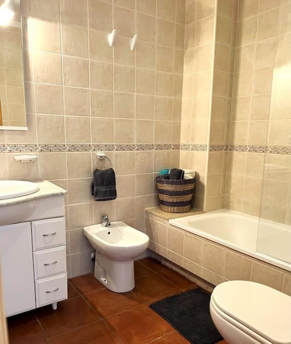 Club Salino 18 Apartment Торевиеха Екстериор снимка
